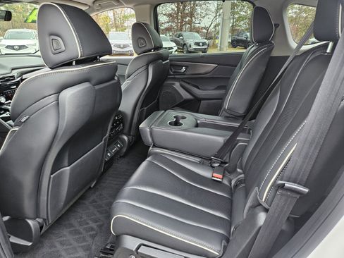 Used 2024 Acura MDX SH-AWD w/ Advance Package image 10