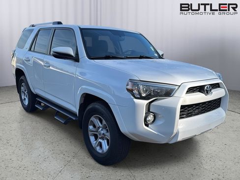 Used 2019 Toyota 4Runner SR5 Premium image 5