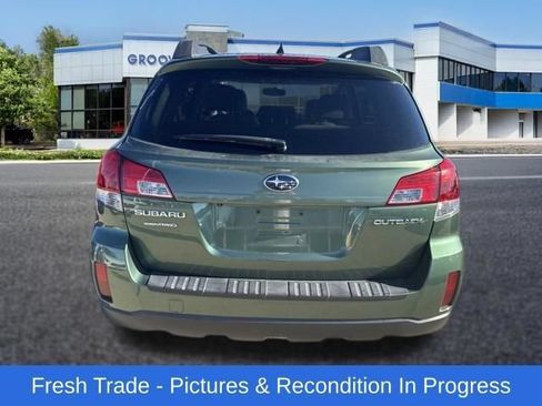 Used 2012 Subaru Outback 2.5i Limited w/ Moonroof Pkg AWD/4WD image 4