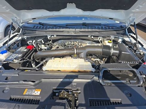 Used 2025 Lincoln Navigator Reserve AWD/4WD image 19