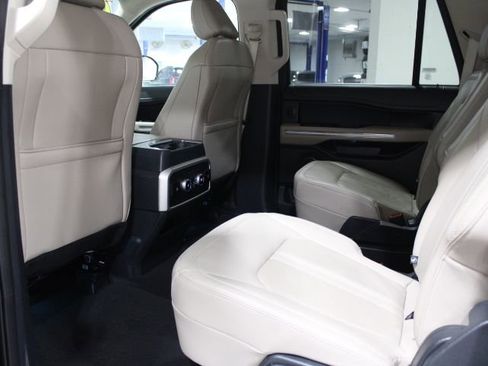 Used 2024 Ford Expedition Max Limited image 25