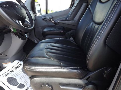 Used 2014 Mercedes-Benz Sprinter 3500 image 11