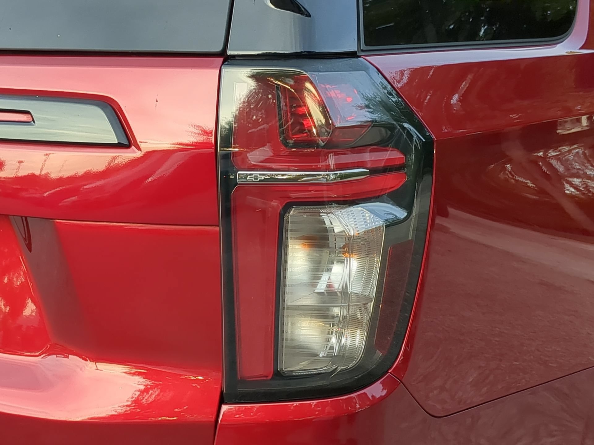 Used 2024 Chevrolet Tahoe RST w/ Luxury Package RWD image 45