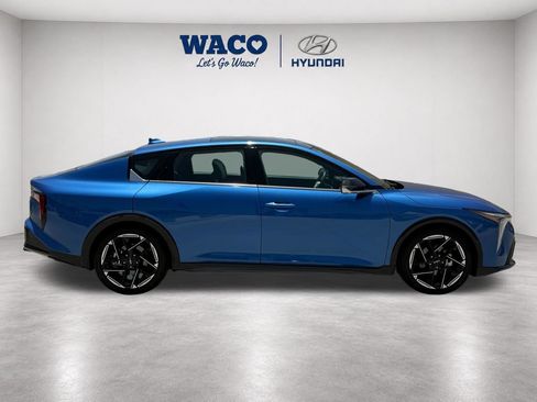 Used 2025 Kia K4 GT-Line w/ GT-Line Premium Package FWD image 8