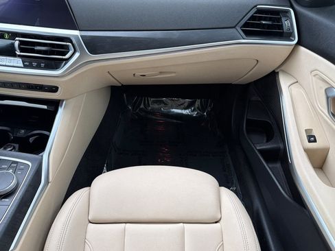 Used 2021 BMW 330i Sedan w/ Convenience Package image 28