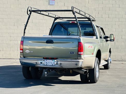 Used 2004 Ford F350 Lariat AWD/4WD image 4