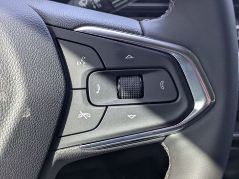 New 2026 Chevrolet Trax LT w/ Sunroof Package FWD image 14