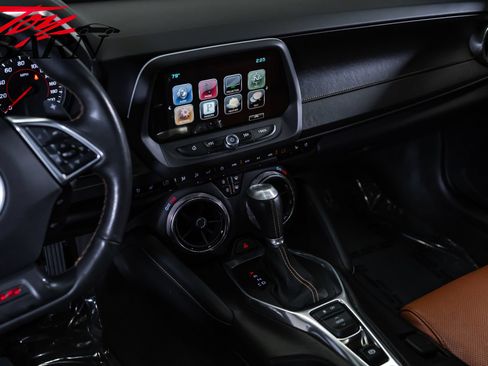 Used 2016 Chevrolet Camaro SS RWD image 39