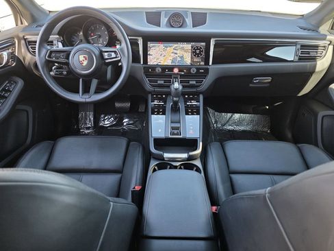 Certified 2025 Porsche Macan Turbo AWD/4WD image 11