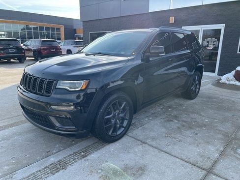 Certified 2019 Jeep Grand Cherokee Limited X image 3