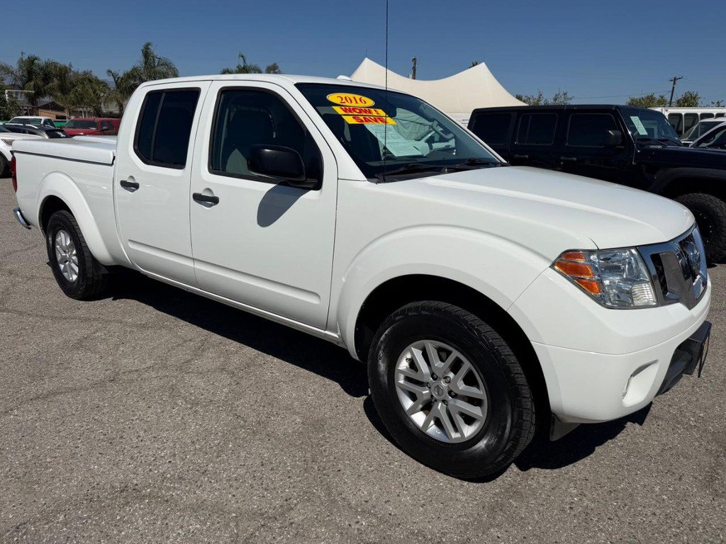 Used 2016 Nissan Frontier SV w/ SV Value Truck Package RWD image 3