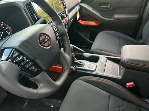 New 2026 Nissan Frontier PRO-4X image 11