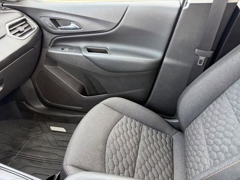 Used 2020 Chevrolet Equinox LT FWD image 20