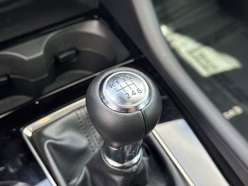 Used 2025 MAZDA MAZDA3 2.5 S Hatchback w/ Premium Pkg image 26