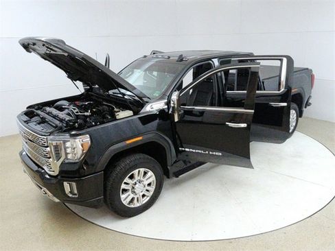 Used 2022 GMC Sierra 2500 Denali w/ Denali Ultimate Package image 22