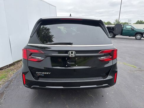 Used 2026 Honda Odyssey EX-L image 10