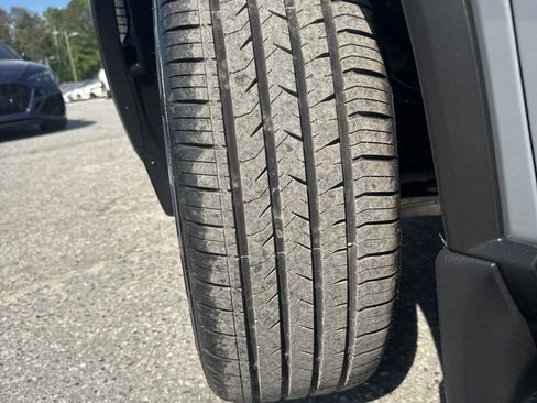 Used 2023 Nissan Rogue SL w/ SL Premium Package image 33