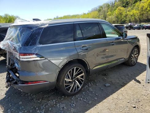 Used 2025 Lincoln Aviator Reserve w/ Equipment Group 201A image 4