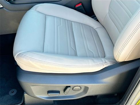 New 2025 Ford Ranger Lariat w/ FX4 Off-Road Package image 14