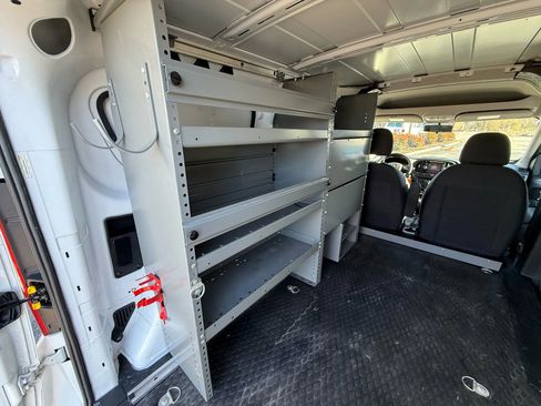 Used 2021 RAM ProMaster City Tradesman SLT image 32