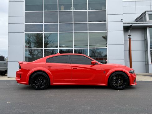 Used 2020 Dodge Charger SRT Hellcat image 5