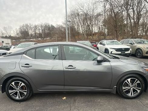 Used 2022 Nissan Sentra SV image 5