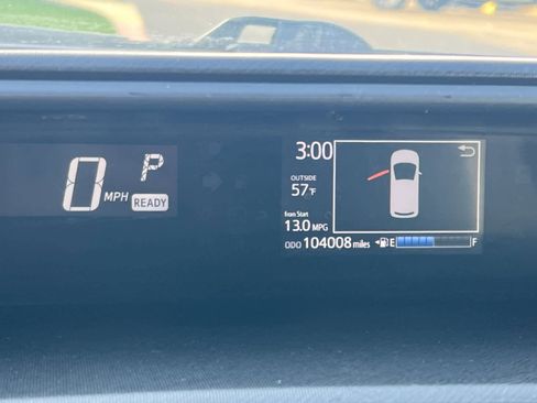 Used 2018 Toyota Prius C One image 24