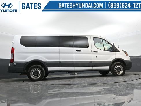 Used 2016 Ford Transit 350 XL image 34