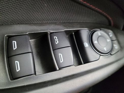 Used 2023 Chevrolet TrailBlazer RS w/ Convenience Package image 27