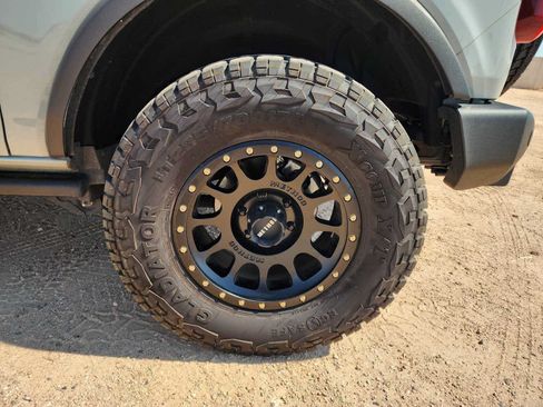 Used 2024 Ford Bronco Big Bend AWD/4WD image 11