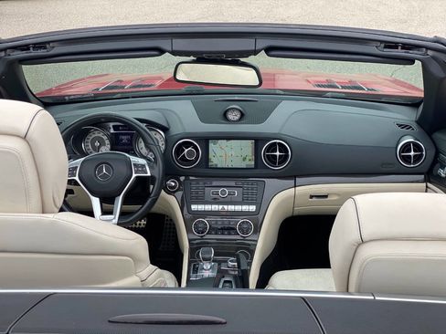 Used 2016 Mercedes-Benz SL 550 image 20