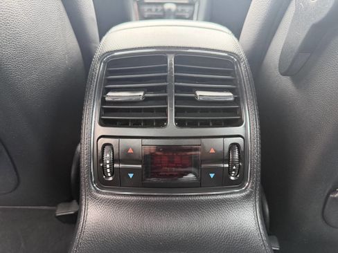 Used 2011 Mercedes-Benz CLS 550 image 28