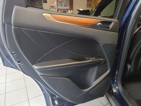 Used 2017 Lincoln MKC Select w/ Select Plus Package image 10