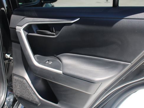 Certified 2024 Toyota RAV4 LE FWD image 15