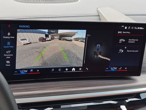 Used 2025 BMW X7 M60i w/ Executive Package AWD/4WD image 6