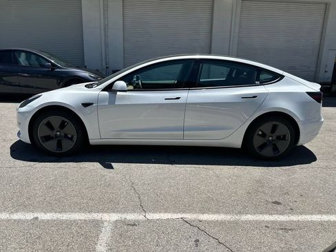 Used 2023 Tesla Model 3 Standard Range RWD image 4
