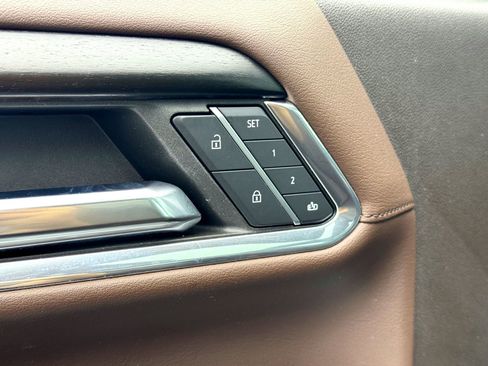 Used 2024 GMC Sierra 2500 Denali w/ Denali Reserve Package image 18