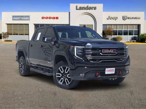 Used 2024 GMC Sierra 1500 AT4 w/ Technology Package AWD/4WD image 1