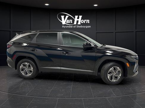 Used 2025 Hyundai Tucson Blue AWD/4WD image 8