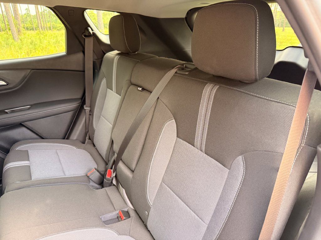 New 2026 Chevrolet Blazer LT w/ Convenience Package FWD image 28