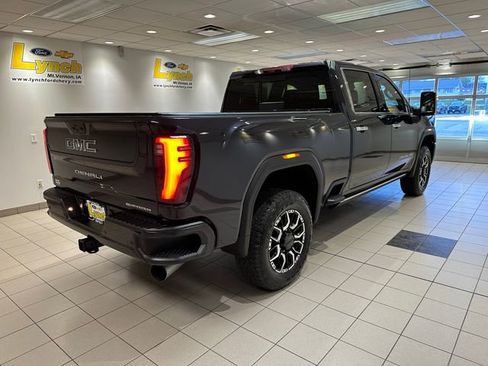 Used 2024 GMC Sierra 2500 Denali Ultimate w/ Max Trailering Package AWD/4WD image 26