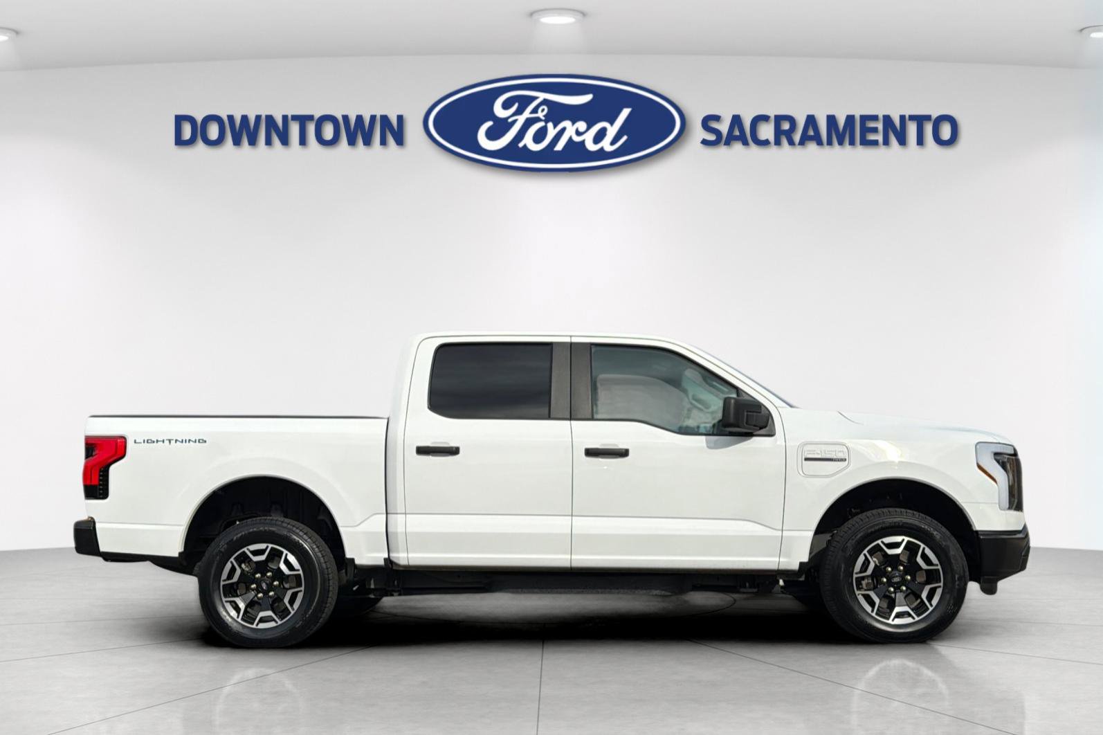 Used 2023 Ford F150 Lightning Pro AWD/4WD image 7