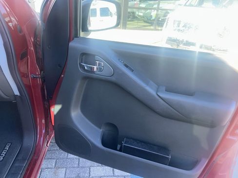 Used 2012 Suzuki Equator 2WD Extended Cab image 26