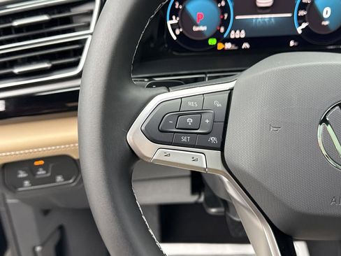 New 2026 Volkswagen Atlas Cross Sport SE image 27