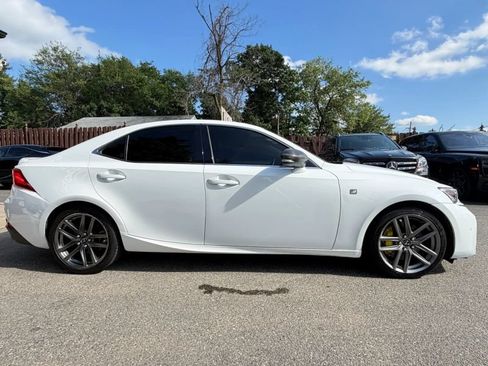 Used 2019 Lexus IS 300 F Sport w/ F Sport Package RWD image 4