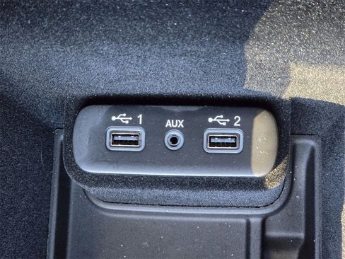 Used 2023 Dodge Charger SXT image 23