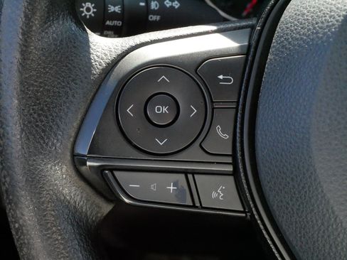 Used 2019 Toyota RAV4 XLE image 25