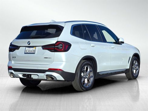 Used 2022 BMW X3 xDrive30i w/ Premium Package image 4