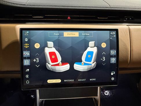 Used 2025 Land Rover Range Rover Long Wheelbase SE image 38