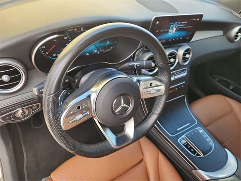 Used 2022 Mercedes-Benz GLC 300 image 10